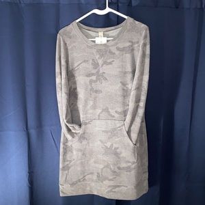 Lazy Sunday’s long sleeve camo dress